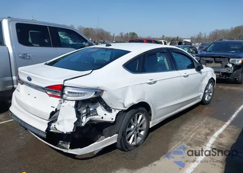 2017 Ford Fusion Se z USA, uszkodzony, nr VIN 3FA6P0H76HR359118